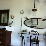 Villa Efelli:boutique Beachfront Traditional Greek Style House Vrachos