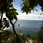 Efelli:boutique Beachfront Traditional Greek Style House Villa