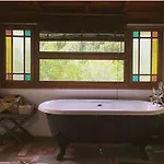 Efelli:boutique Beachfront Traditional Greek Style House Vrachos