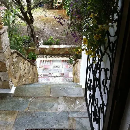 Efelli:boutique Beachfront Traditional Greek Style House Villa Vrachos