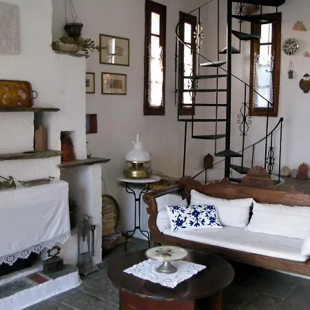 Efelli:boutique Beachfront Traditional Greek Style House Villa Vráchos